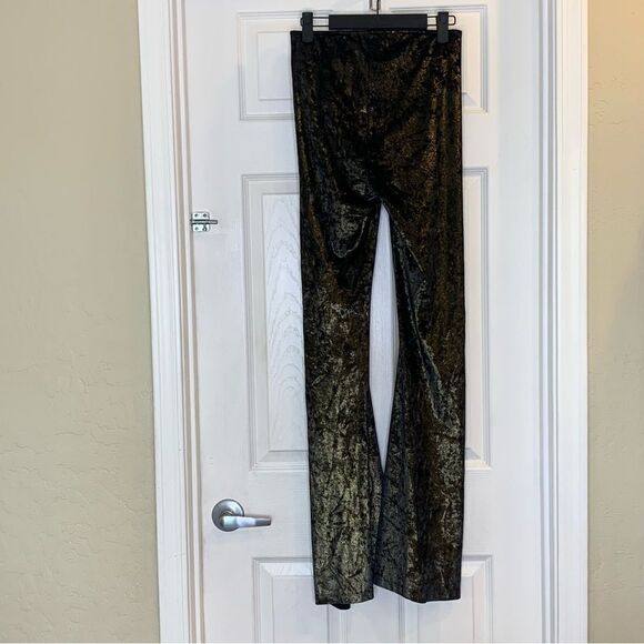 Show me your Mumu Velvet Bam Bam Bells Size Extra Small - Picture 11 of 11